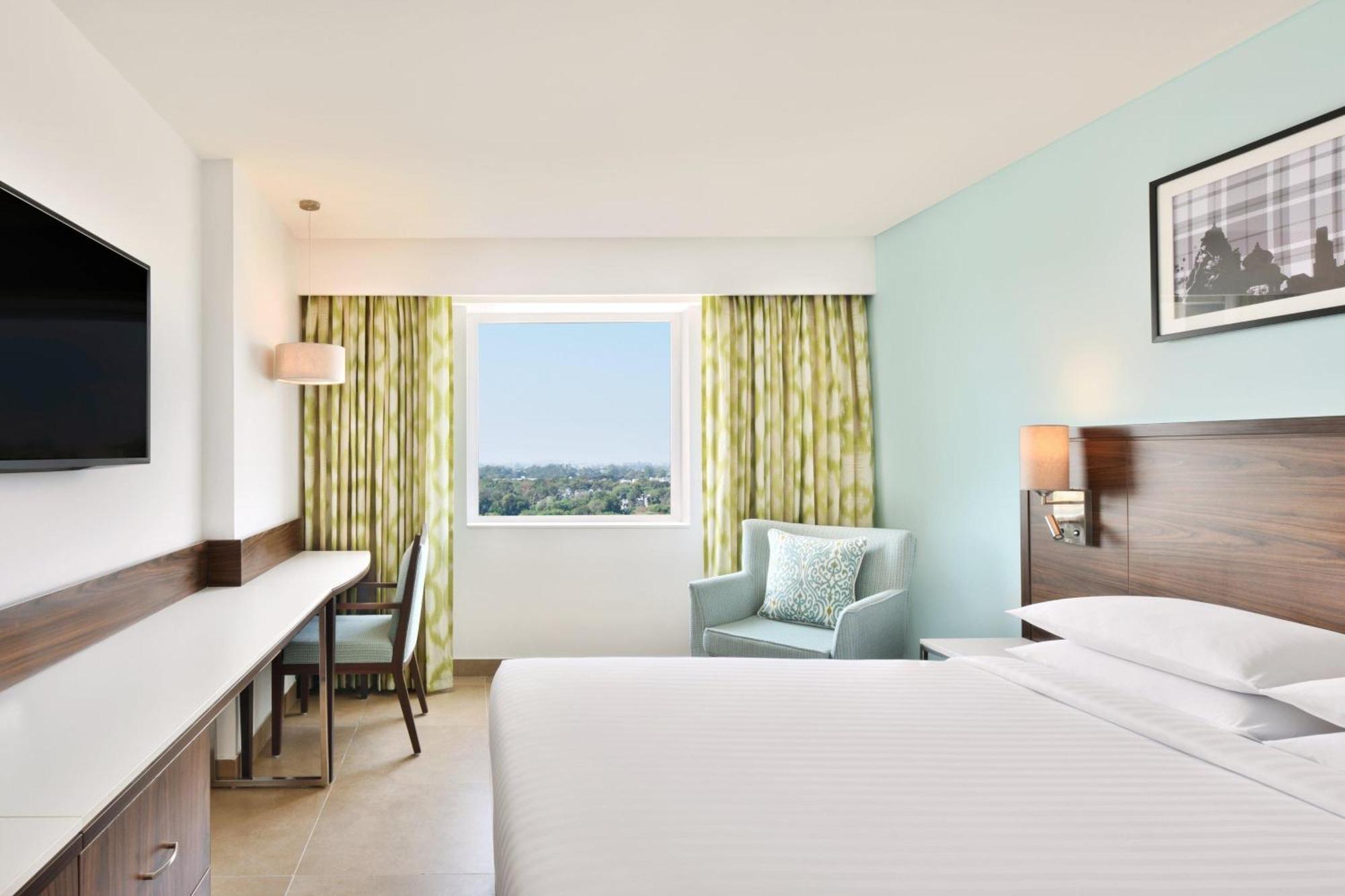 Hotel Fairfield By Marriott Chennai Omr Exterior foto