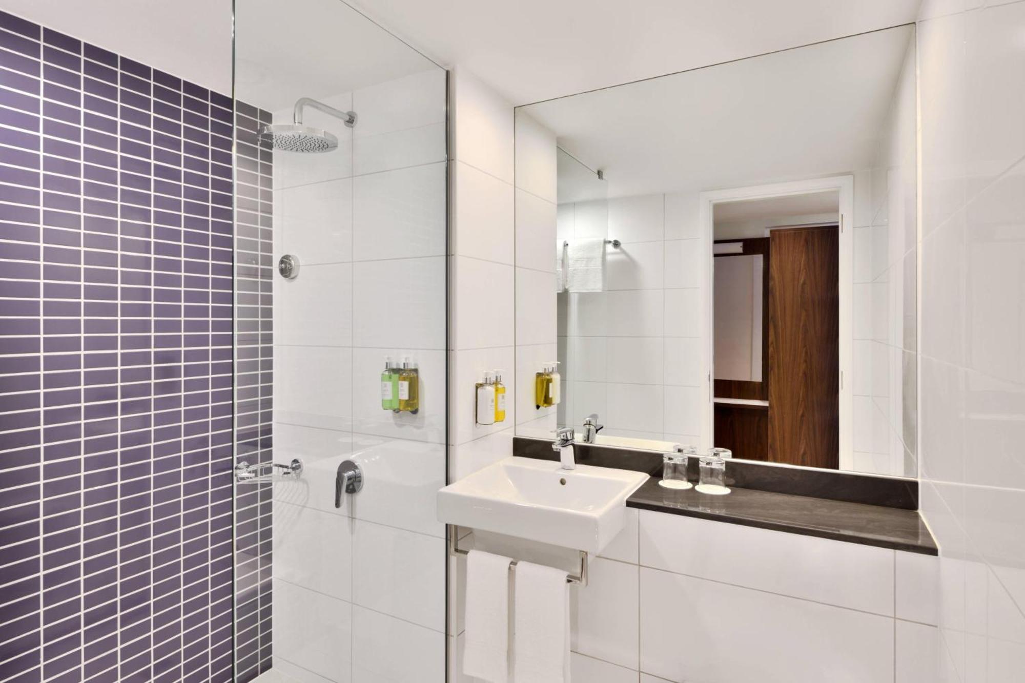 Hotel Fairfield By Marriott Chennai Omr Exterior foto